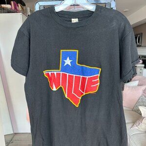 Authentic Vintage 1984 Willie Nelson Texas Black T-Shirt